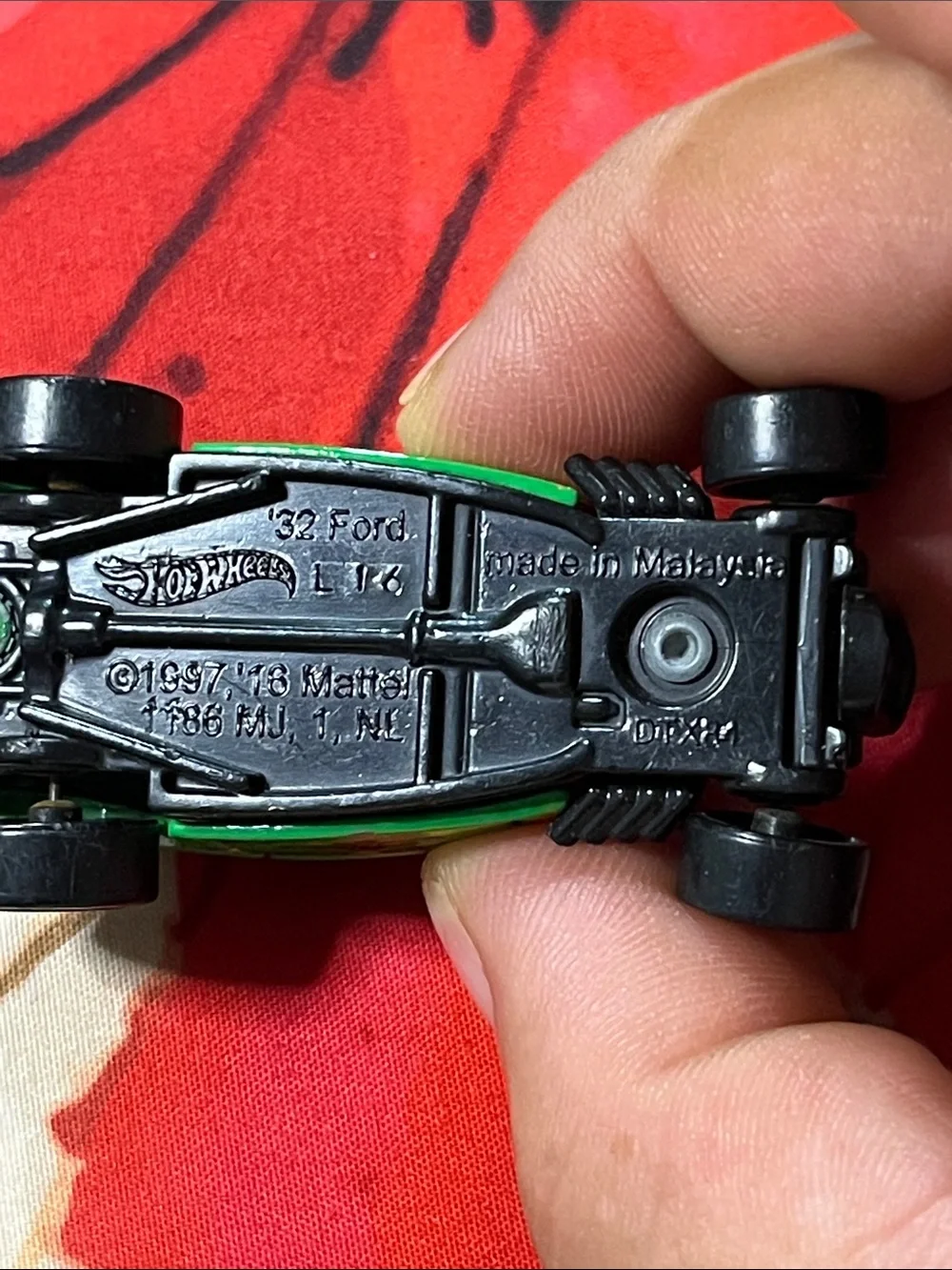 Hot Wheels two die